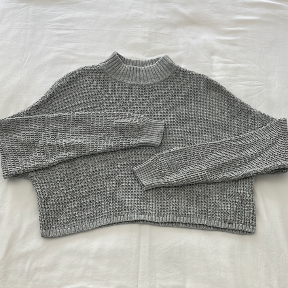 Hollister Gray Mock Neck Waffle Knit Women's Sweater